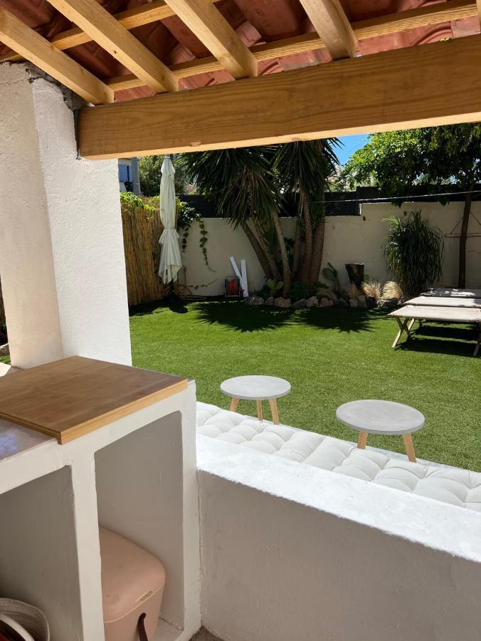 Casa Andrea Appartement Tout A Pied Avec Grand Jardin Санари-сюр-Мер Экстерьер фото