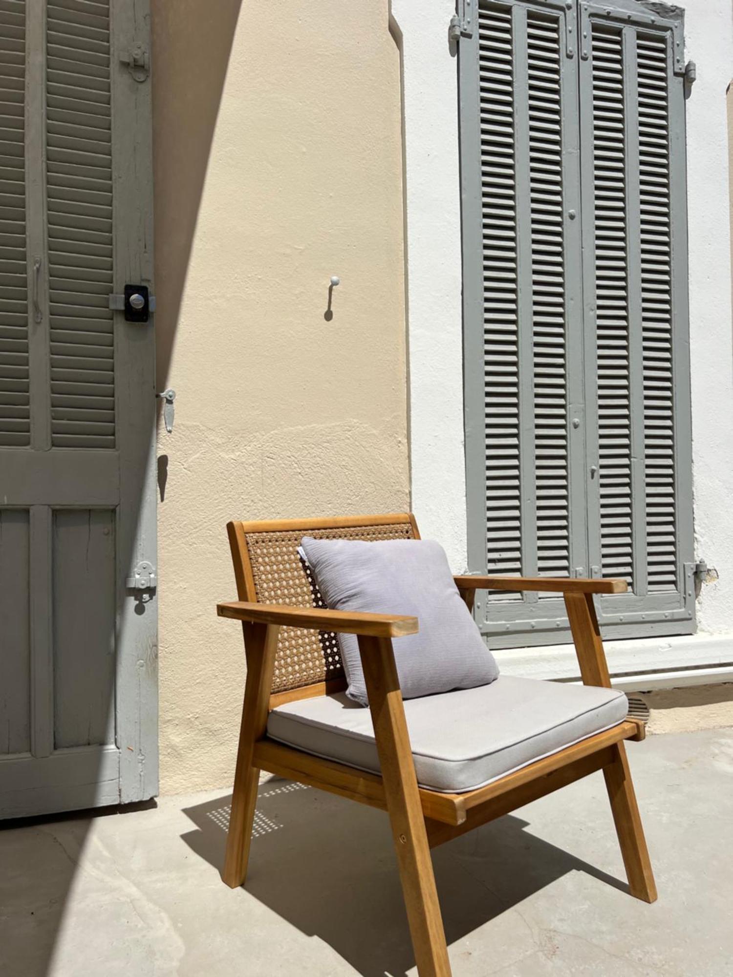 Casa Andrea Appartement Tout A Pied Avec Grand Jardin Санари-сюр-Мер Экстерьер фото
